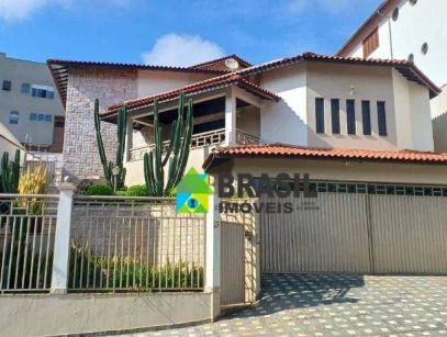 Casa à venda no bairro Jardim Del Rey em Poços de Caldas. Preço de venda: R$ 1.900.000