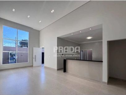 Casa à venda no bairro Jardim Botânico em Uberlândia. Preço de venda: R$ 1.050.000