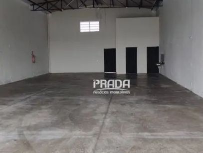 Galpão para aluguel no bairro Shopping Park em Uberlândia. Preço de aluguel: R$ 10.000